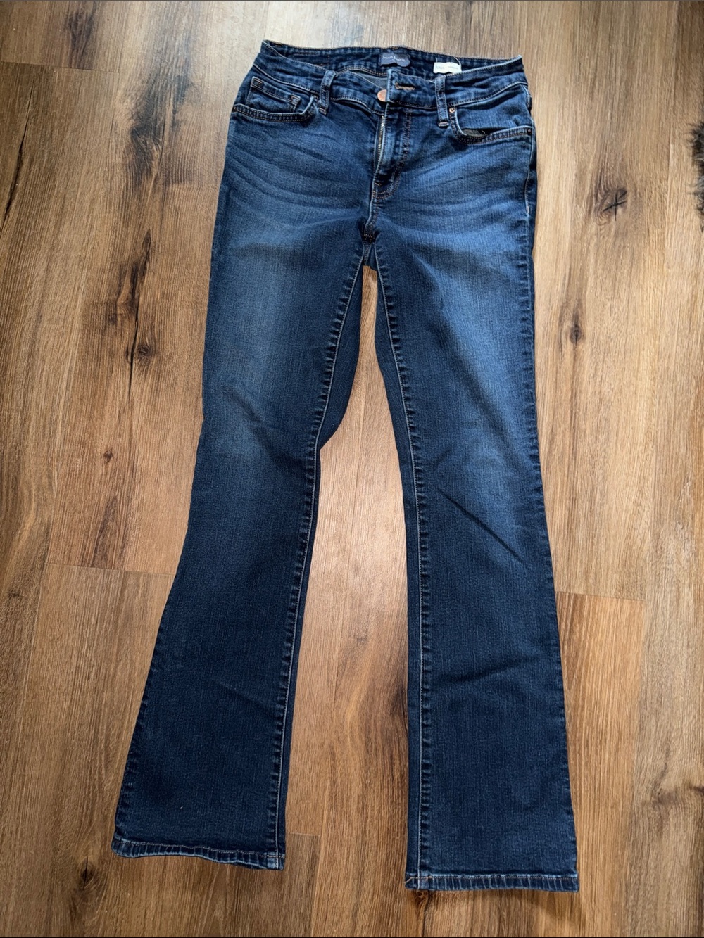 Classic Women's Flare Jeans in Dark Indigo